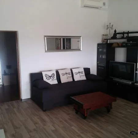 The Garden Of Elais Semesterbostad *