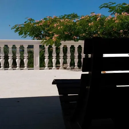 Дом отдыха The Garden Of Elais *