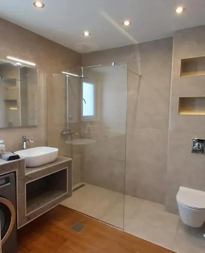 The Garden Of Elais * Σίμπενικ