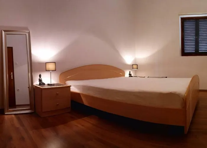 Σπίτι διακοπών The Garden Of Elais Σίμπενικ